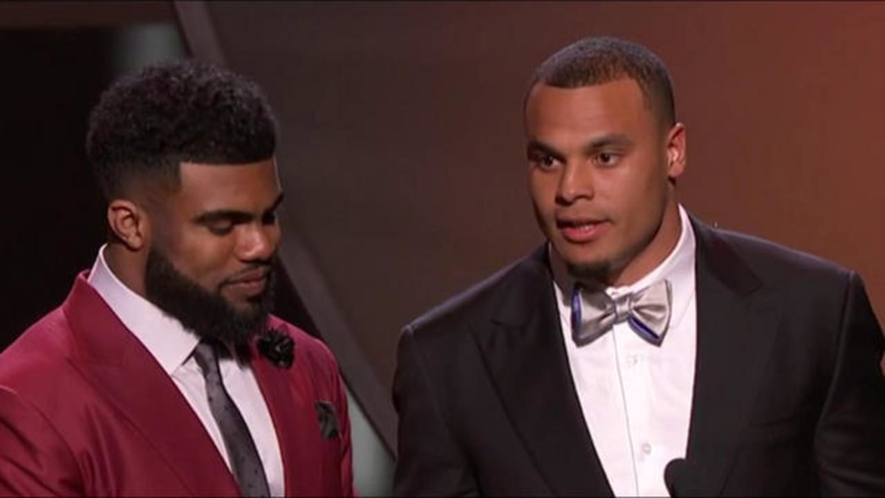 Classy: Dak Prescott uses offensive ROY award speech to honor Ezekiel  Elliott