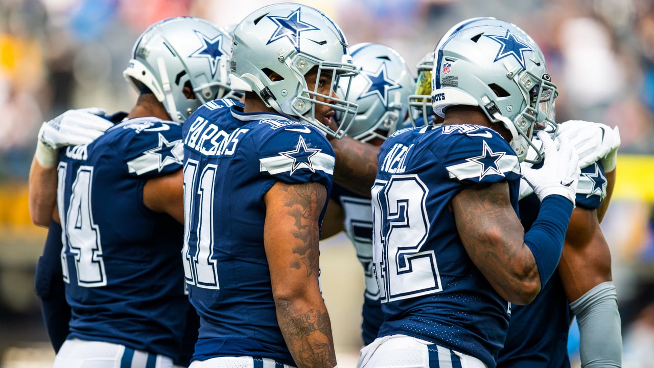 Prescott, Cowboys keep rolling with 36-28 win over Panthers