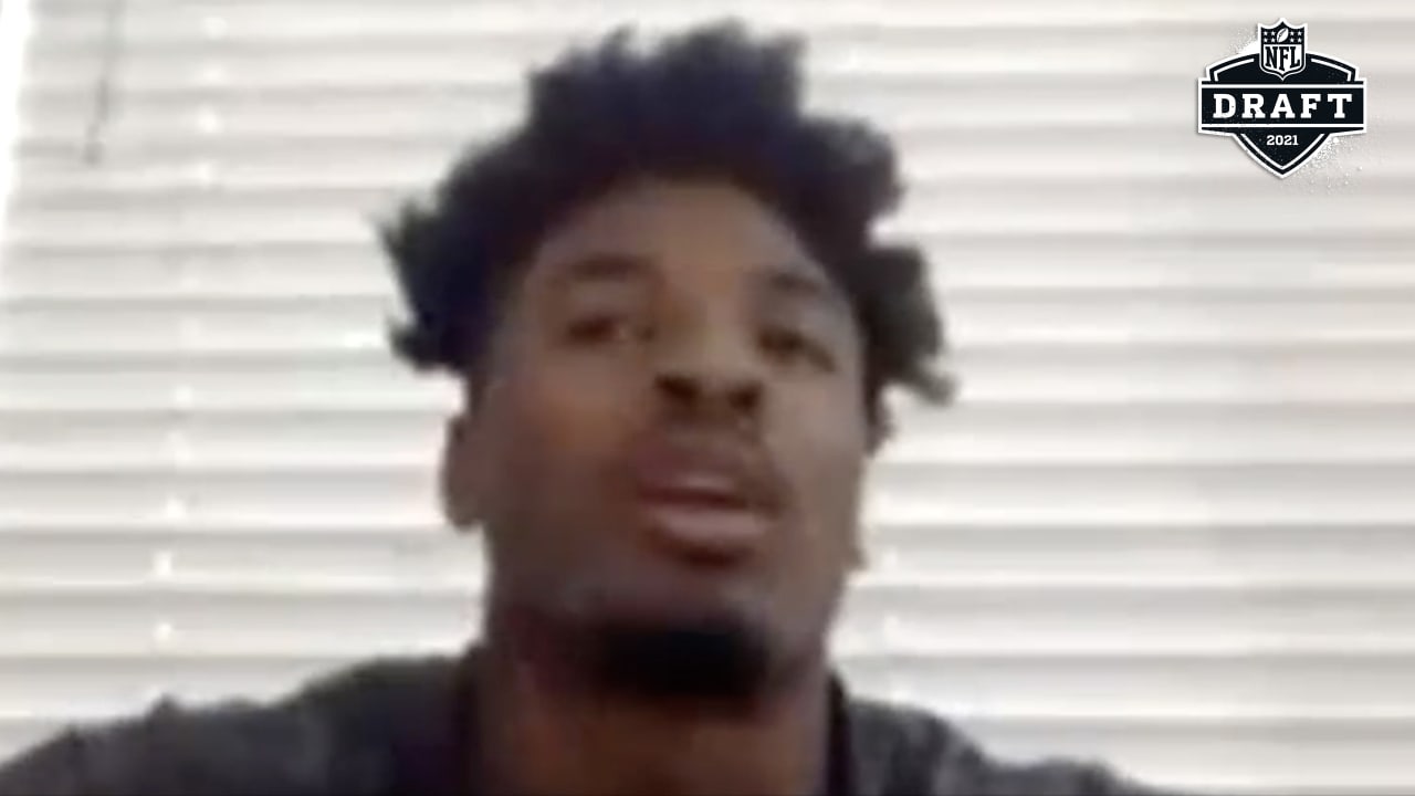 Cowboys Meet With Miami DE Greg Rousseau