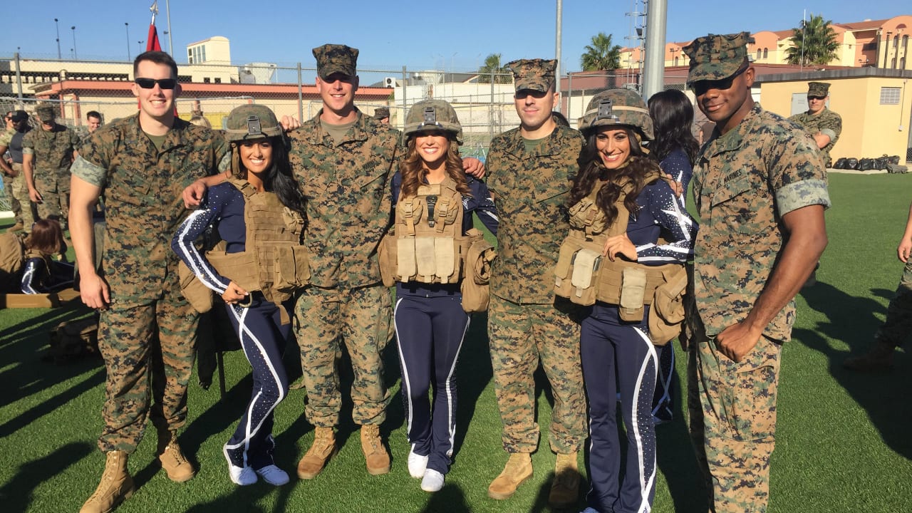 dallas cowboys support the troops