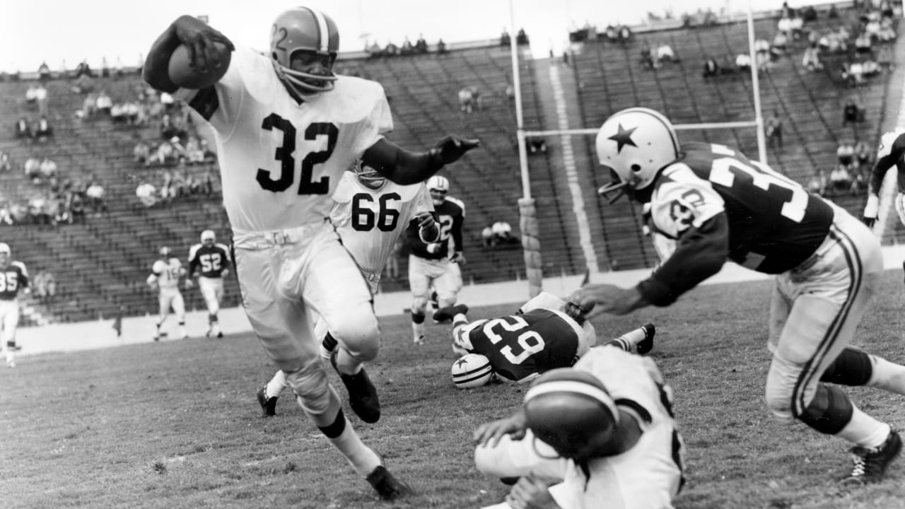 Jim Brown Cleveland Browns Autographed 1960's NFL Football