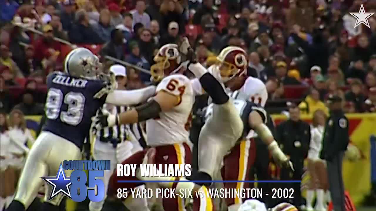 Dallas Cowboys Roy Williams makes a catch against the Philadelphia