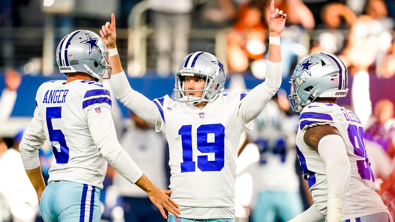 Dallas Cowboys win on last-second field goal against Chargers