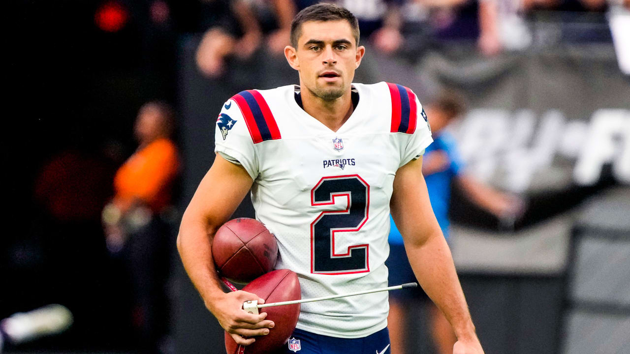 Dallas Cowboys sign kicker Tristan Vizcaino as insurance after