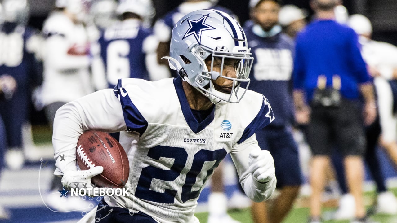 Easy but effective night for Cowboys' Tony Pollard in first game as team's  lead back