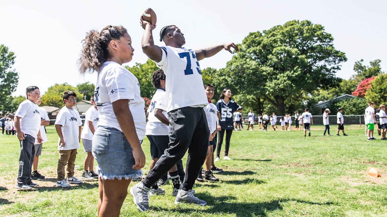 Cowboys Host NFL PLAY 60 Character Camp