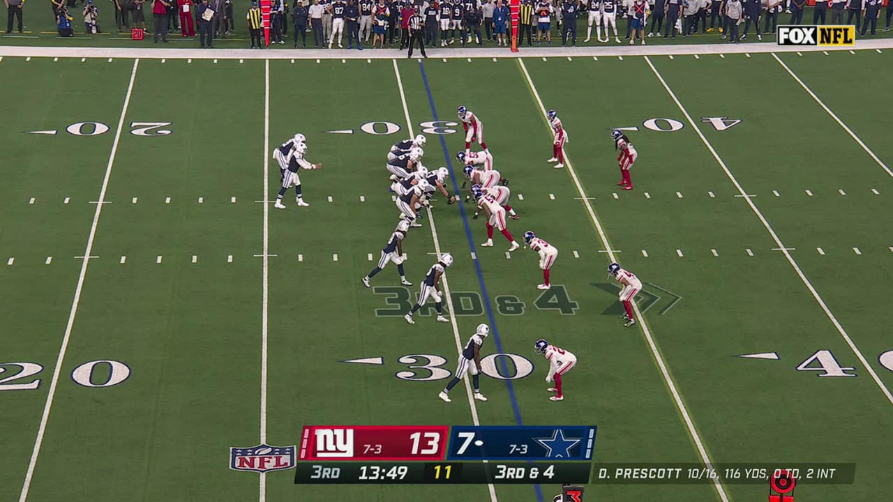 Dak Prescott's Lead Block Opens Zeke For 16yards