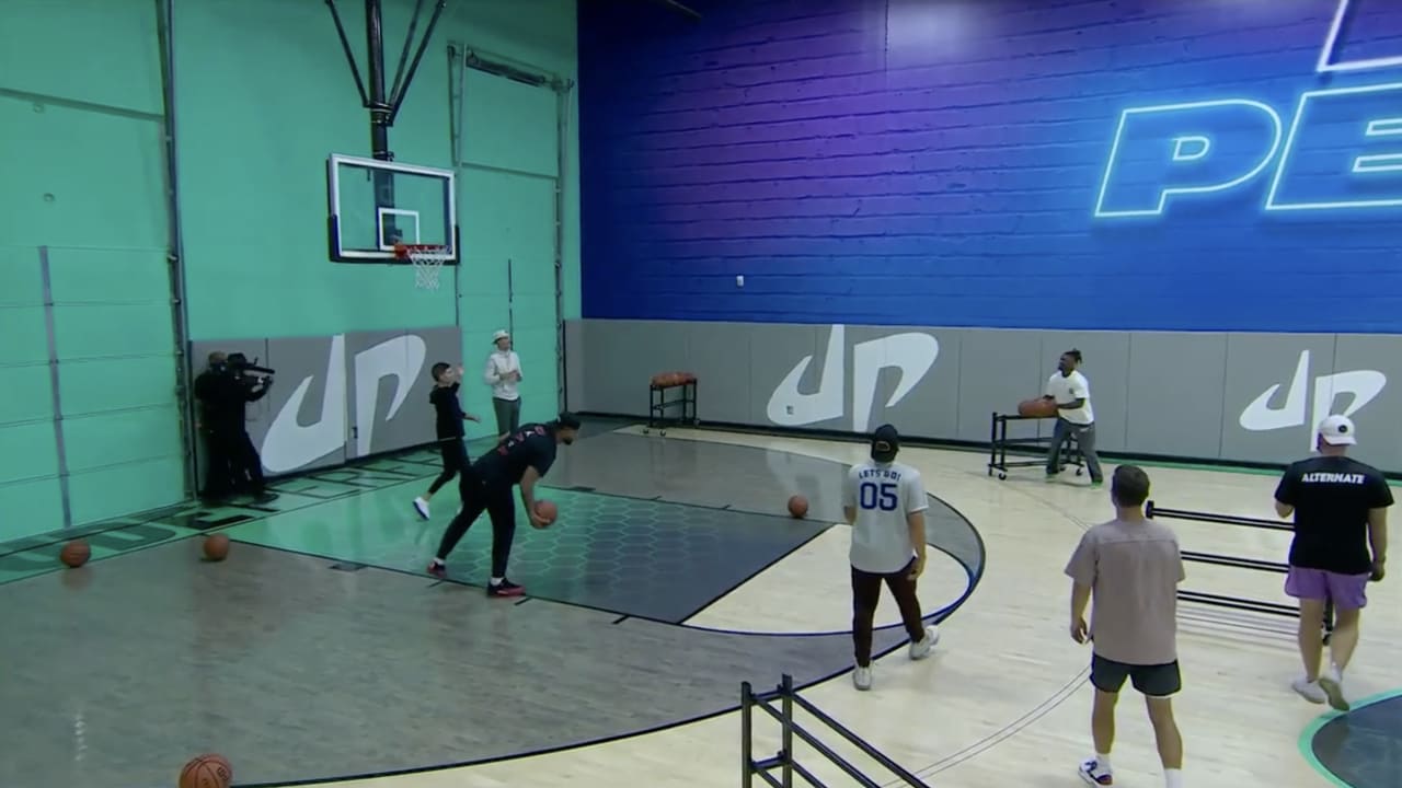 Dallas Cowboys quarterback Dak Prescott and wide receiver CeeDee Lamb join Dude  Perfect for three-point shooting contest during 'Thursday Night Football'