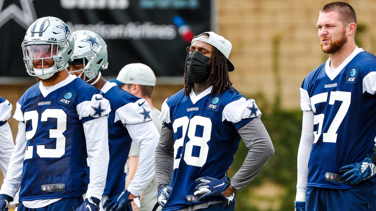 LOOK: Malik Hooker Signs, Works Out in Dallas Cowboys Camp