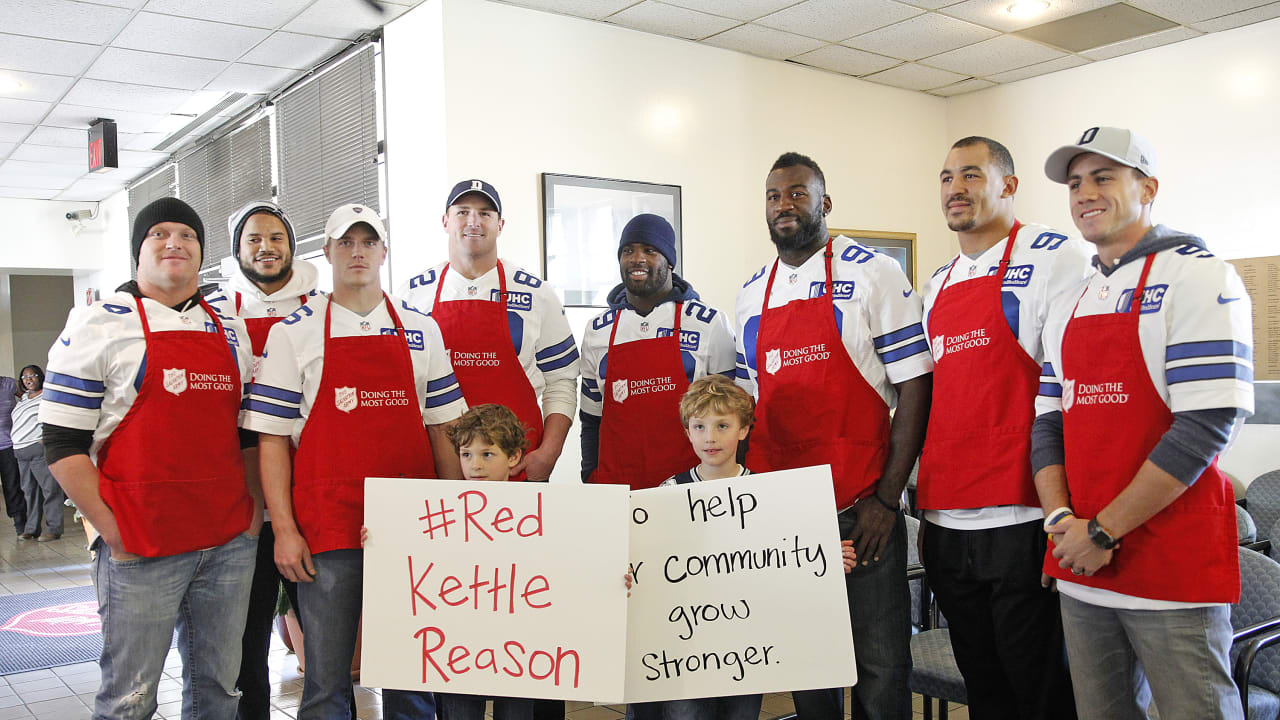 Cowboys Serve An Early Thanksgiving At Salvation Army