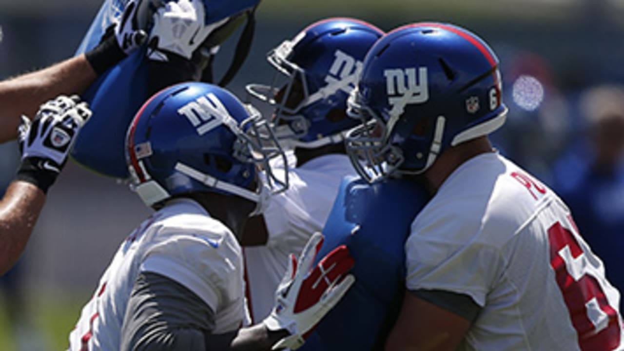 Eli Manning Keeping Injury-Riddled Giants Competitive - The New York Times