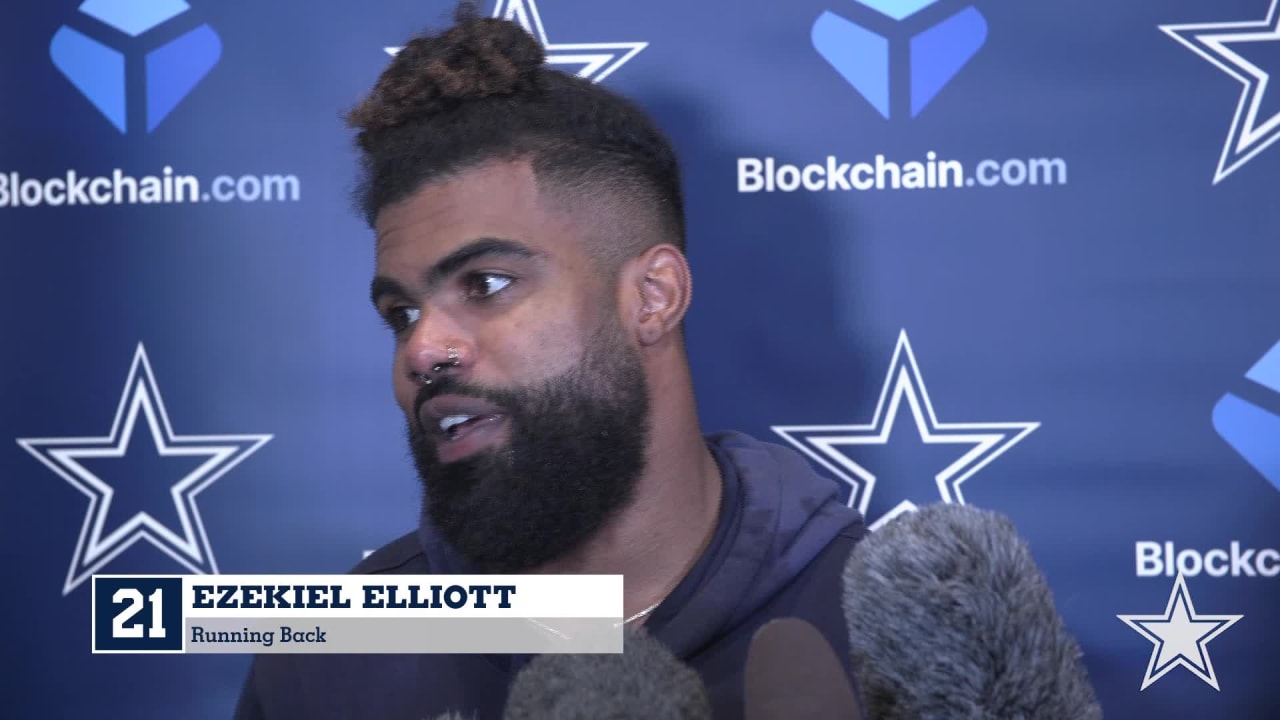 Ezekiel Elliott: Helping Each Other