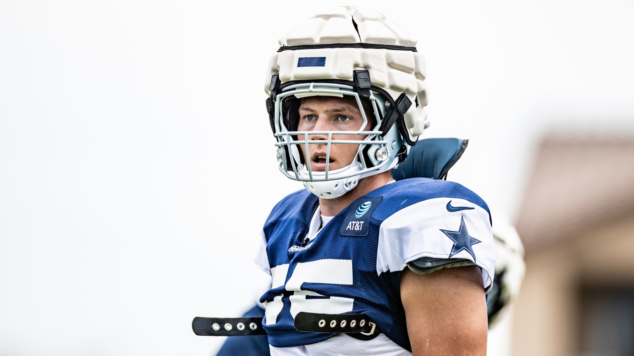 vander esch salute to service