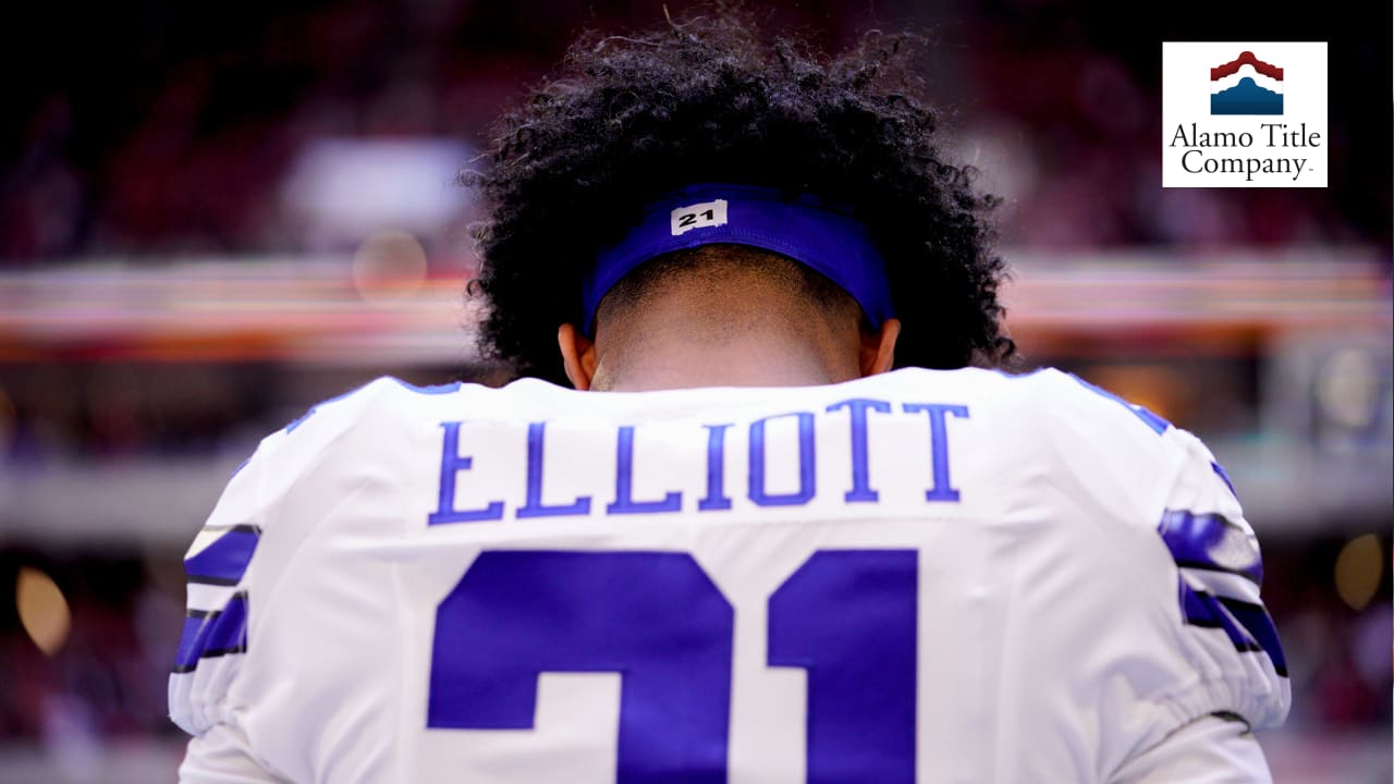 Dallas Cowboys star Ezekiel Elliott to pay for funeral of 8th-grade  football player