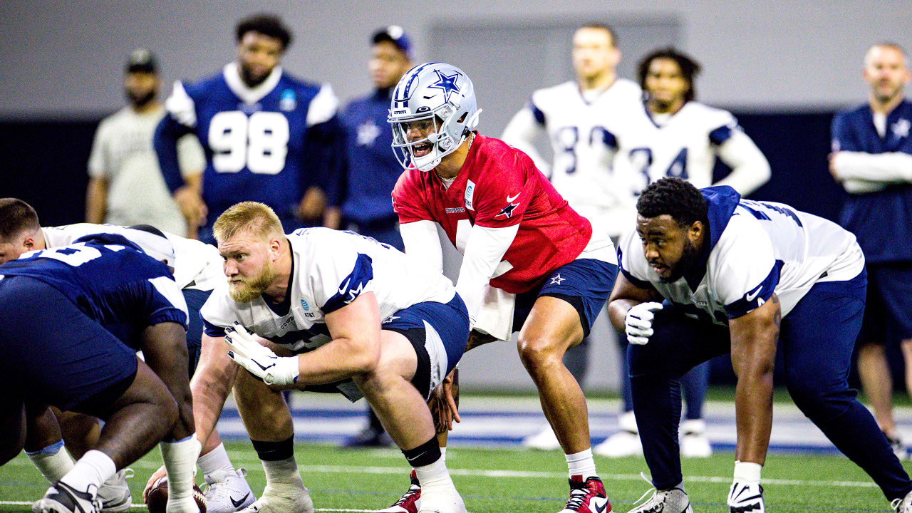 El corredor Rico Dowdle regresa a los Cowboys