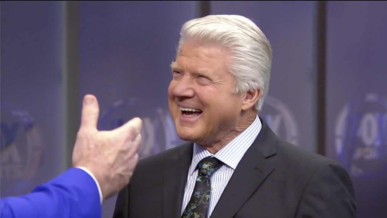 David Baker Welcomes Jimmy Johnson into the HOF