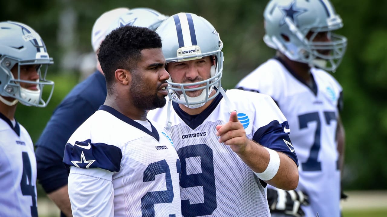 With McFadden Out 2 Months, Ezekiel Elliott In Line For More RB Reps