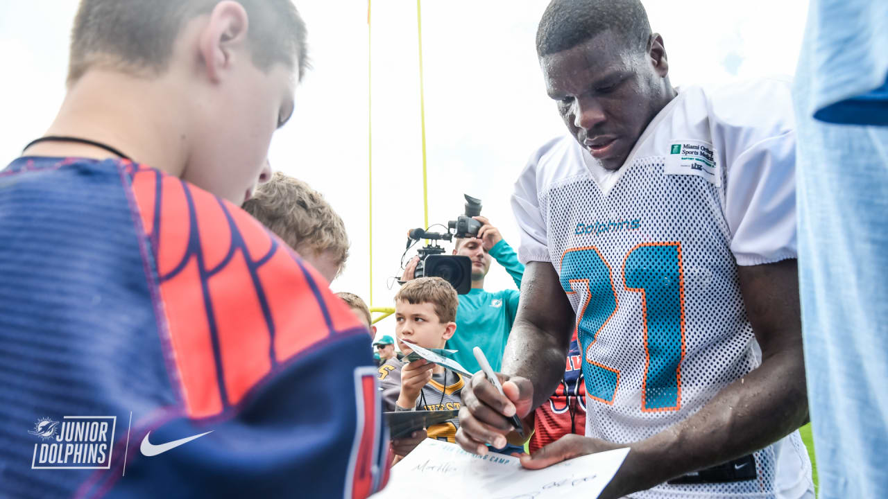 DOLPHINS DARKROOM Cypress Bay High School, Gold Coast Pop Warner