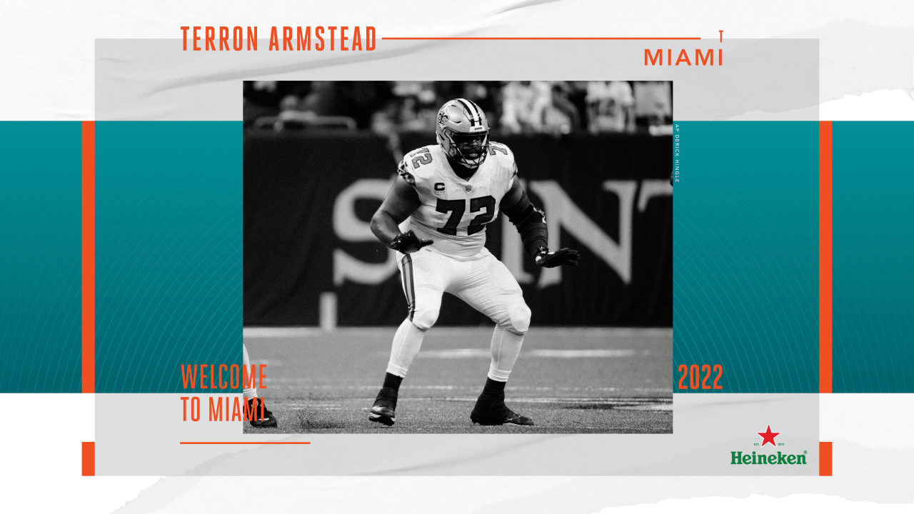 Dolphins sign T Armstead