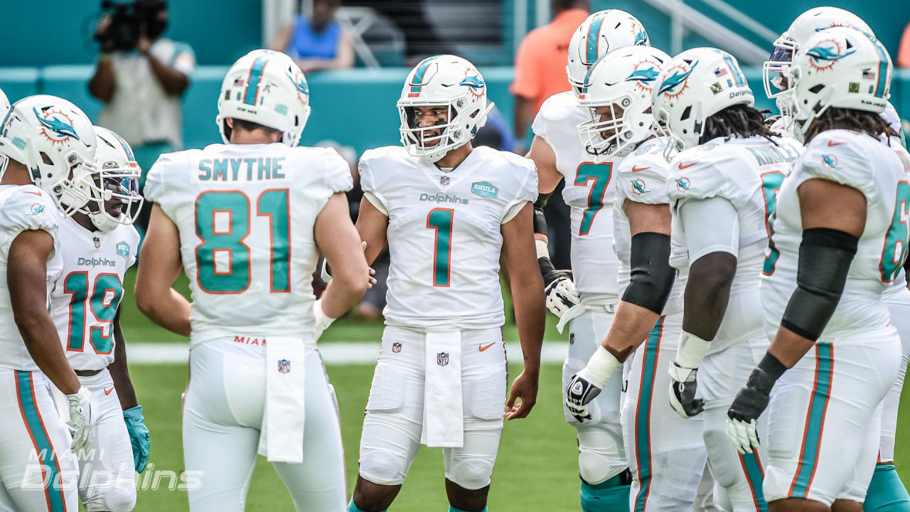 WATCH: Dolphins punter Matt Haack's 1-yd touchdown pass to kicker Jason  Sanders – The Denver Post