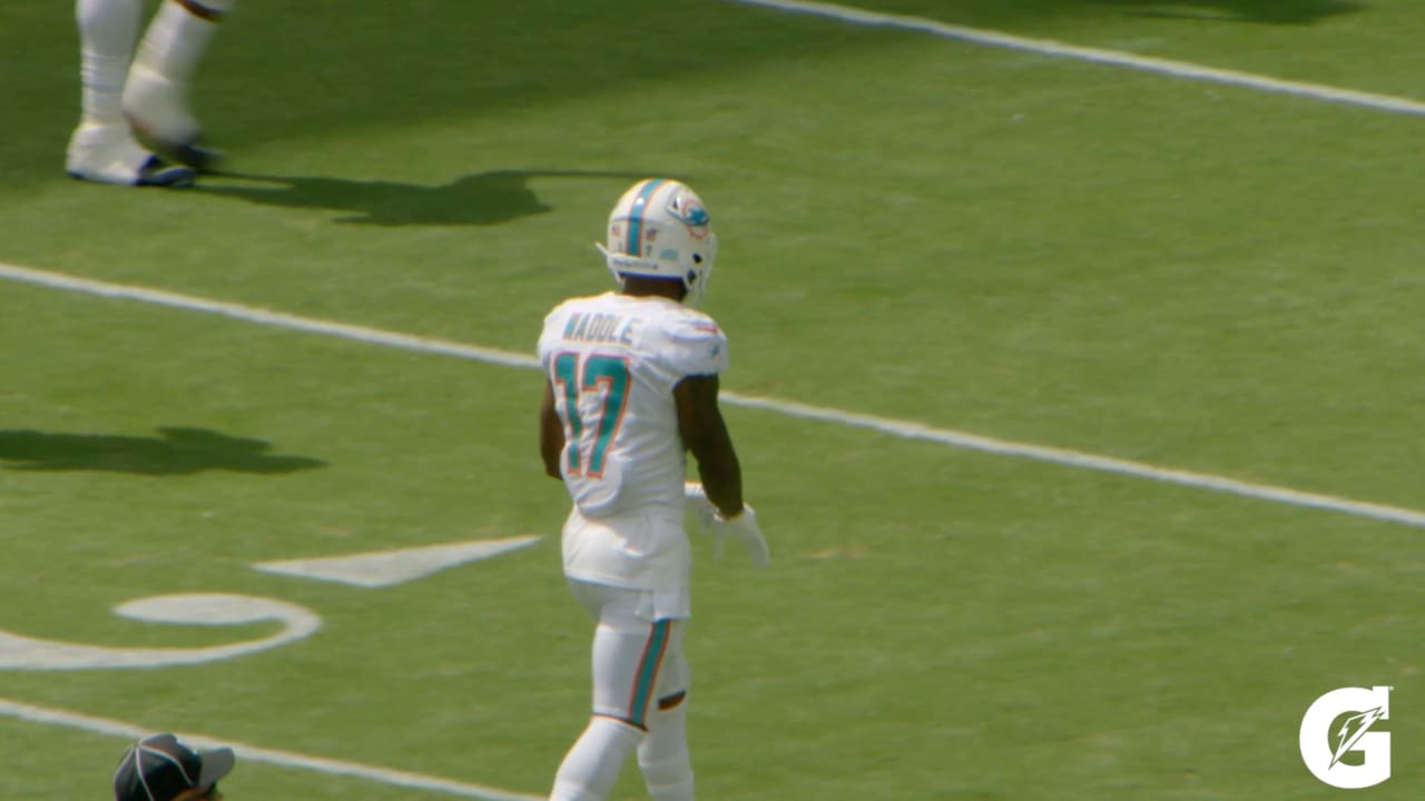 Miami Dolphins Mike McDaniel Mic'd Up in 30-15 win over Houston Texans -  The Phinsider