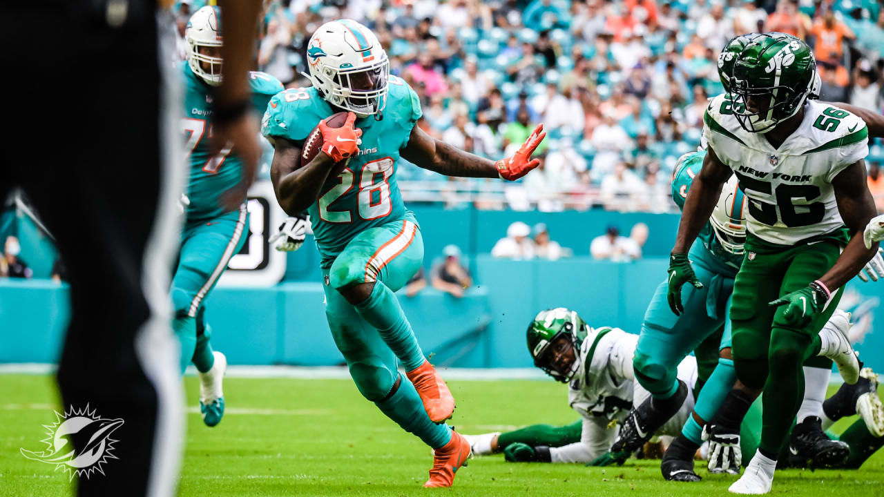 New York Jets History Against the Miami Dolphins is Very Streaky