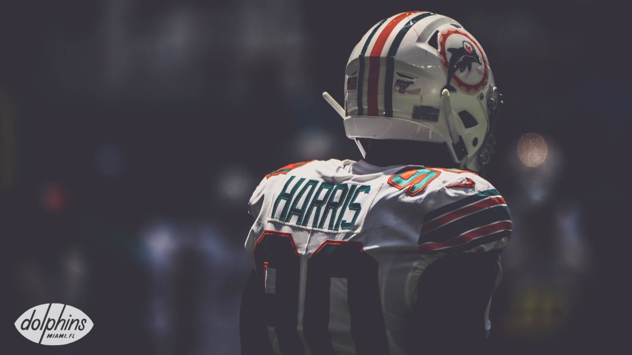 Report: Falcons trade 7th-round pick to Miami Dolphins for DE Charles  Harris - The Falcoholic