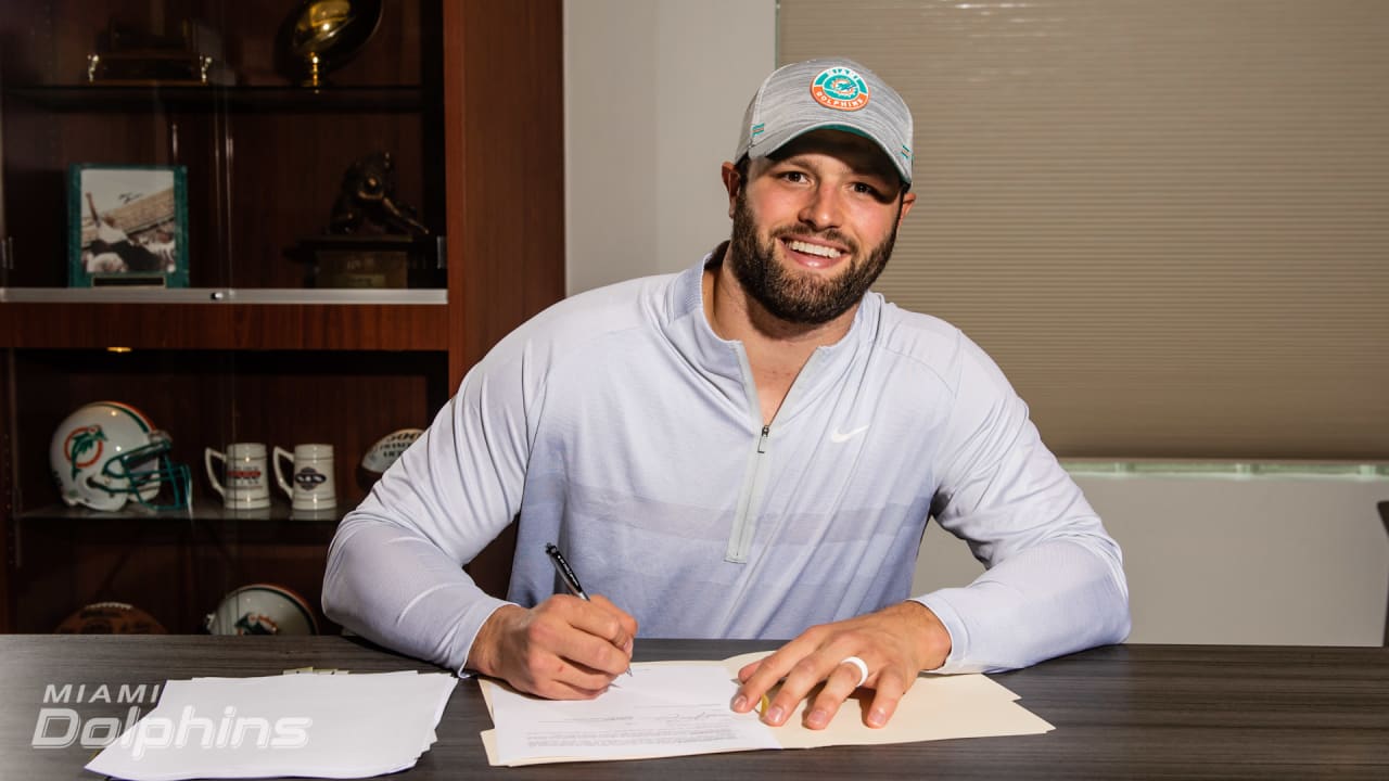 Vince Biegel back in NFL after signing with Dolphins' practice squad