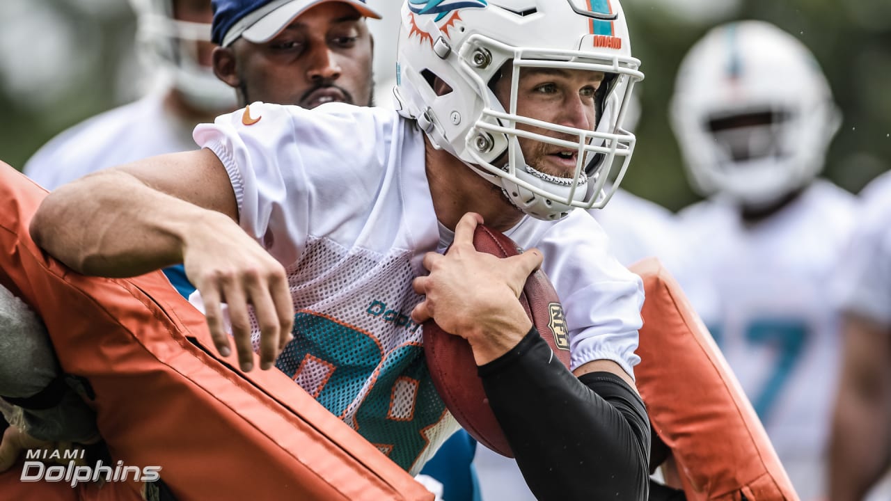 Miami Dolphins' Mike Gesicki continues recent productive run