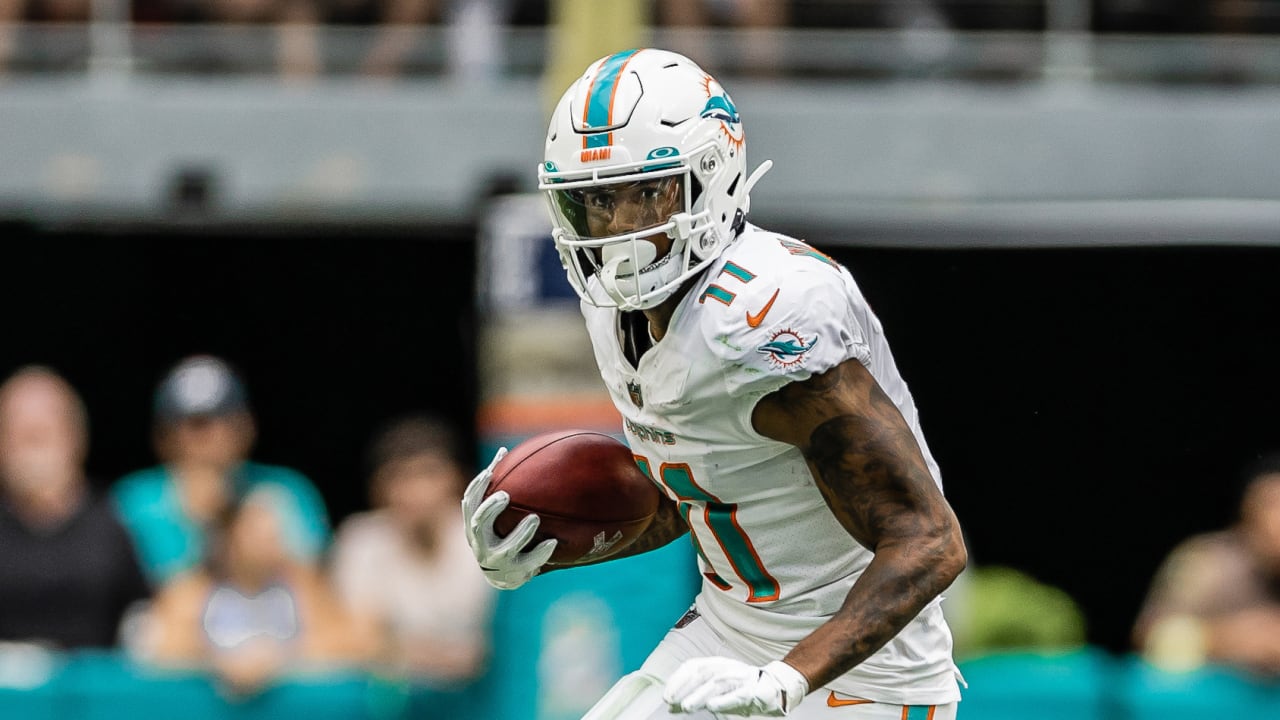 Miami Dolphins Sign Wide Receiver Cedrick Wilson Jr. 5 Things to Know and  Stats