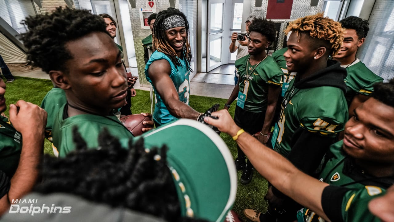 Dolphins To Host 19 High School, Youth Teams At Training Camp