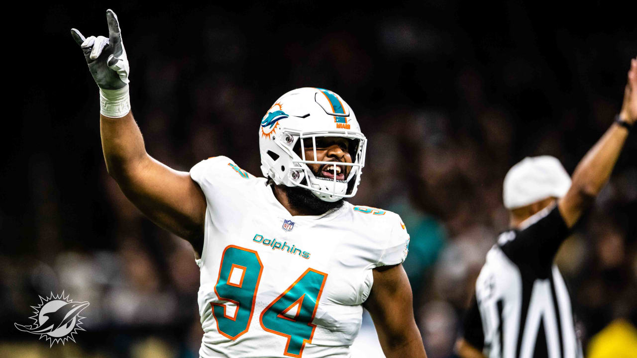 Dolphins exercise fifth-year option on Wilkins