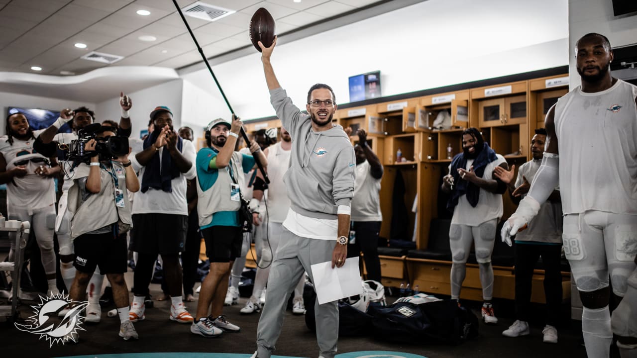 WATCH: Dolphins celebrate Week 18 win, clinching inside locker room