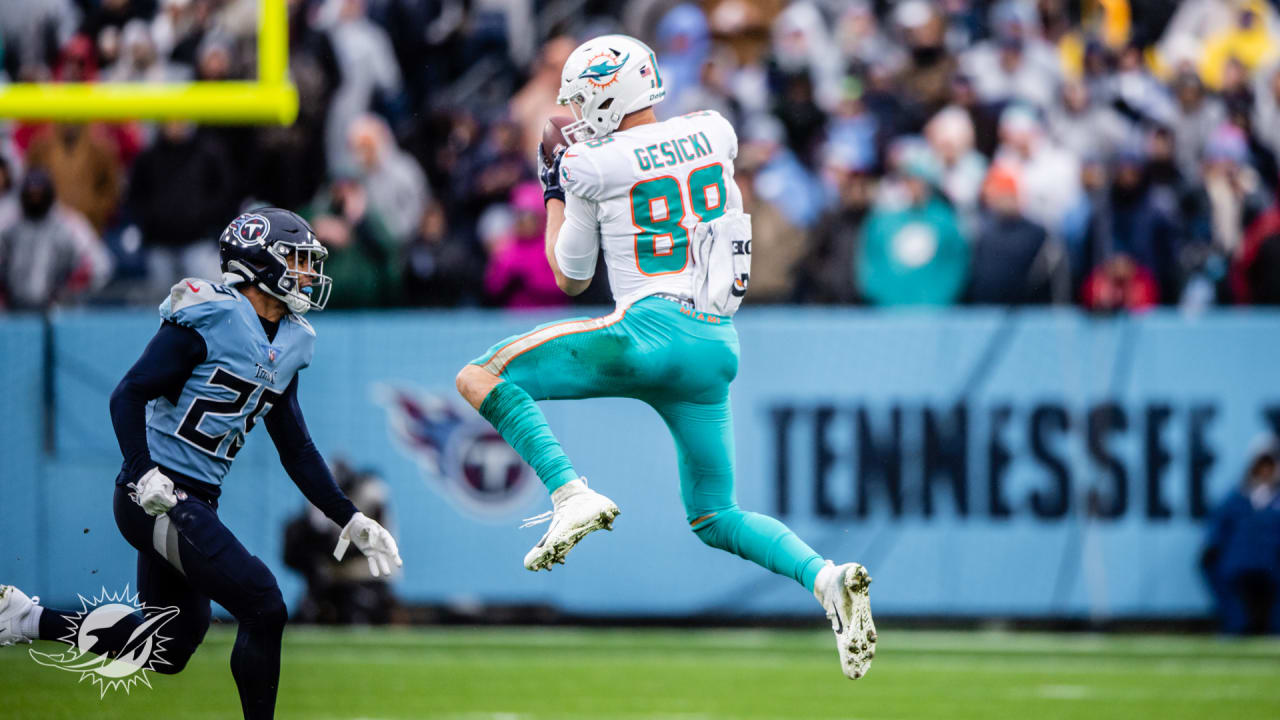 NFL Week 17 Game Recap: Tennessee Titans 34, Miami Dolphins 3, NFL News,  Rankings and Statistics