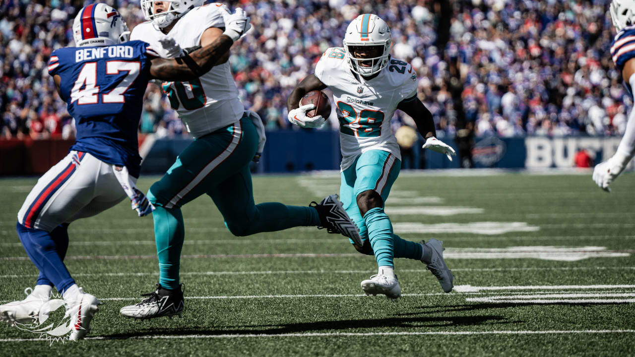 De'Von Achane Rushes for a 3Yard TD