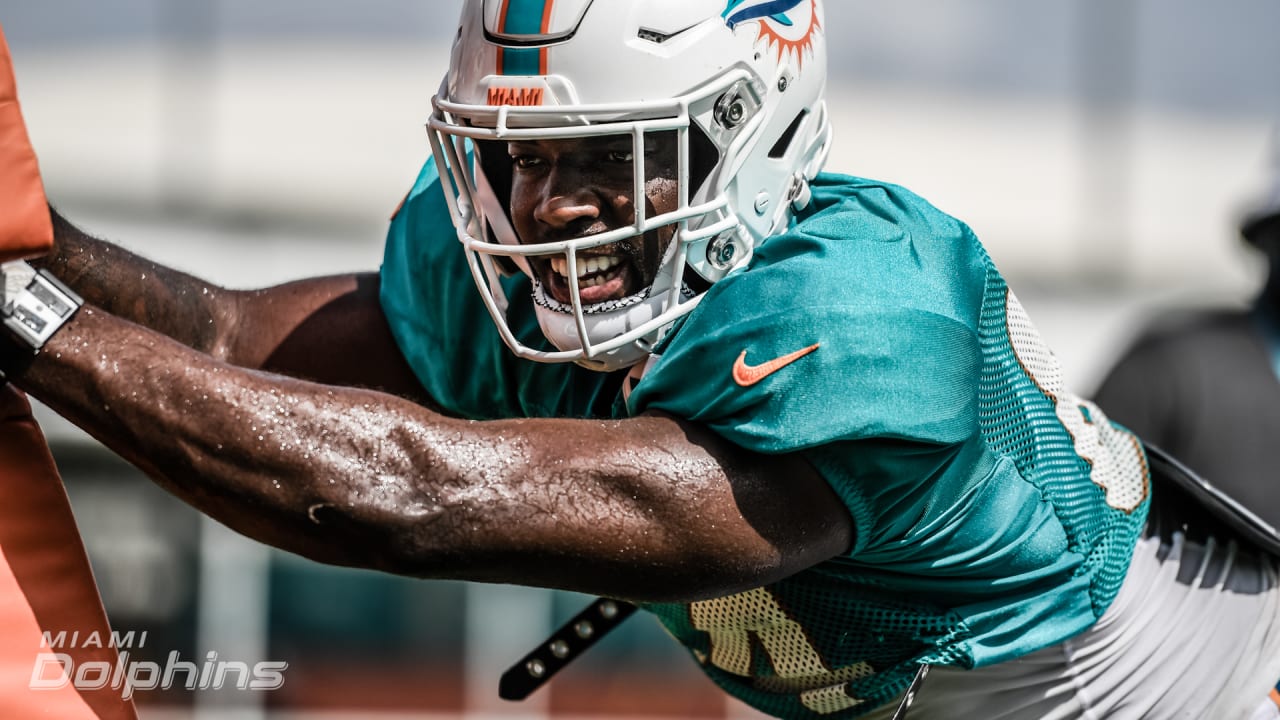 Miami Dolphins Promote Da'Shawn Hand to Roster and Make Practice