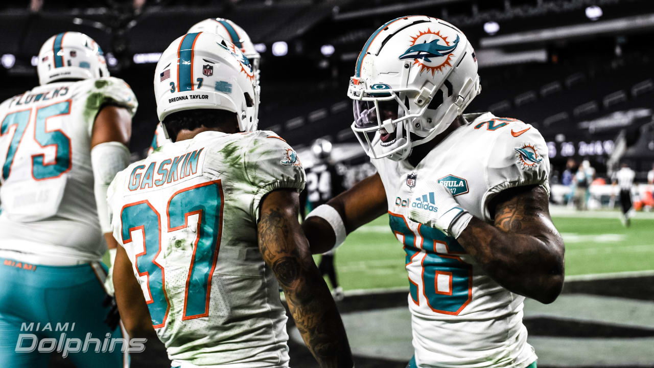 A Football Life': The Dolphins' perfect team is reunited