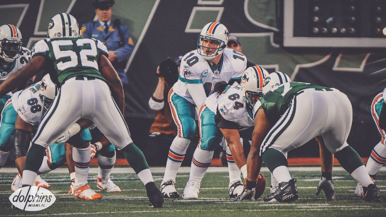 Quarterback Chad Pennington of the Miami Dolphins throws a pass