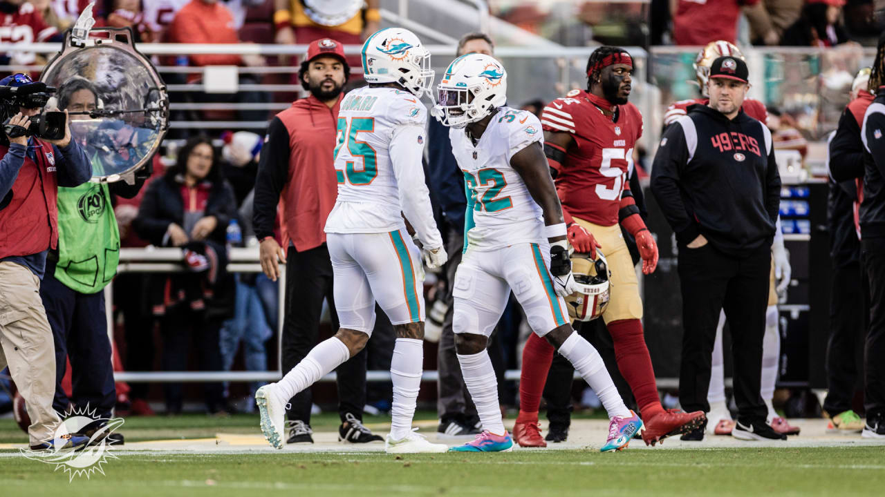 January 27, 2019: AFC cornerback Xavien Howard (25), of the Miami Dolphins,  runs with the ball after making the interception in the 4th quarter during  the NFL Pro Bowl football game between