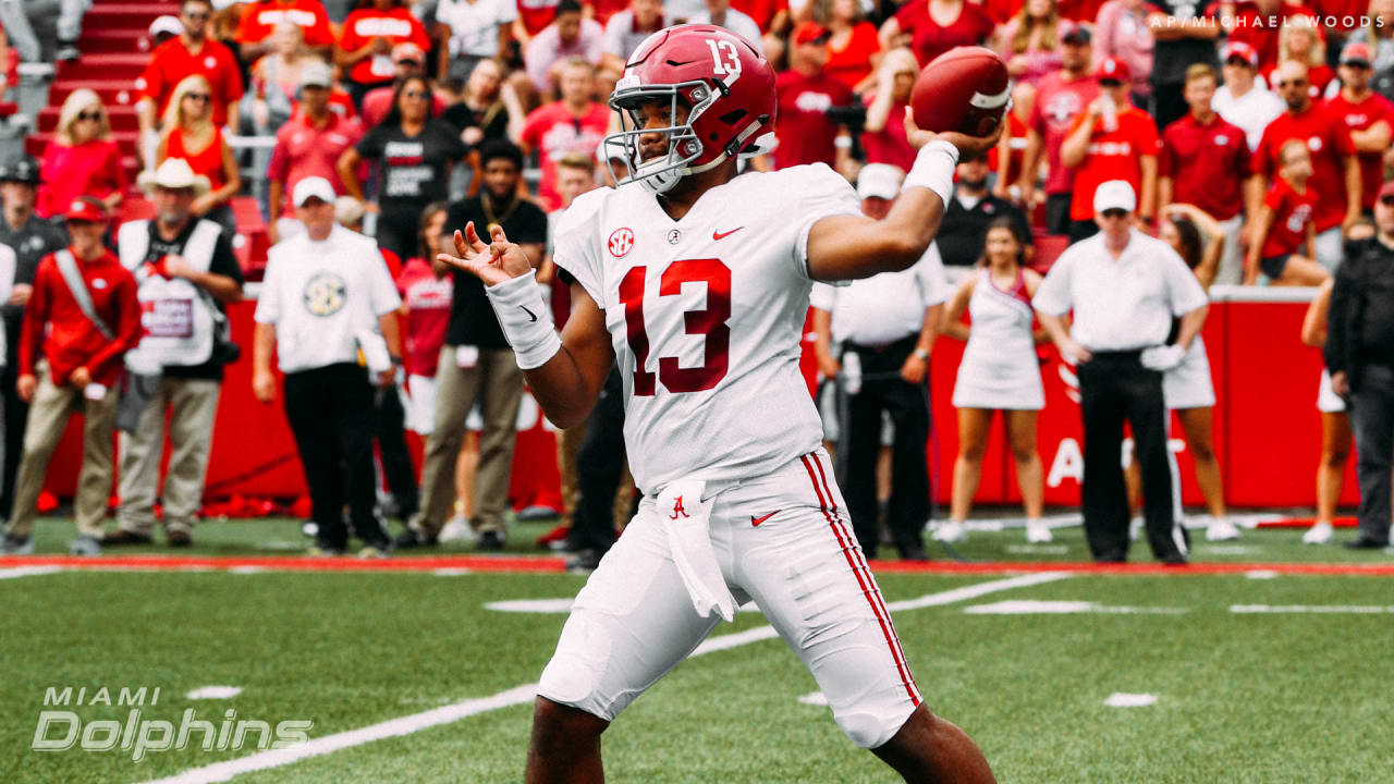 Miami Dolphins: Tua Tagovailoa officially signs rookie contract