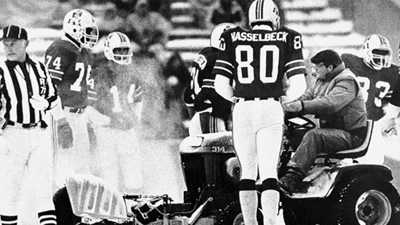 FLASHBACK: Bengals and the Chargers play the Freezer Bowl - Cincy