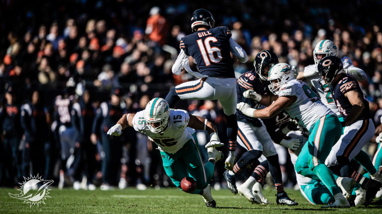 Can't-Miss Play: Jaelan Phillips blocks punt and Andrew Van Ginkel