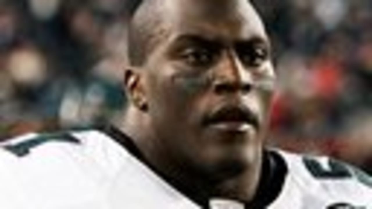 Takeo Spikes on being passed up by Falcons: 'That one really hurt'