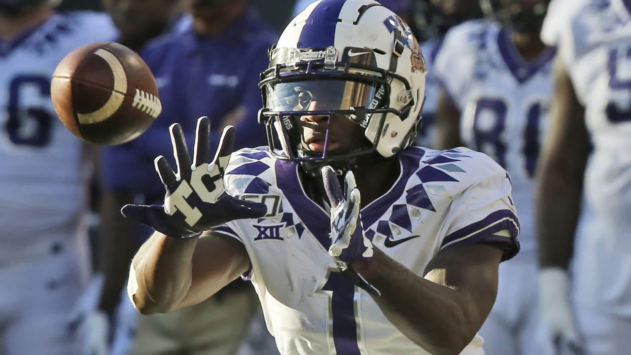 NFL on X: With the No. 21 overall pick, the @Eagles select @TCUFootball WR  Jalen Reagor! (by @Bose) 