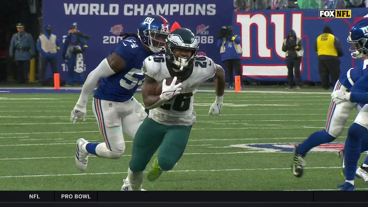 Philadelphia Eagles running back Miles Sanders runs for a touchdown during  the first half of the NFC Championship NFL football game between the  Philadelphia Eagles and the San Francisco 49ers on Sunday