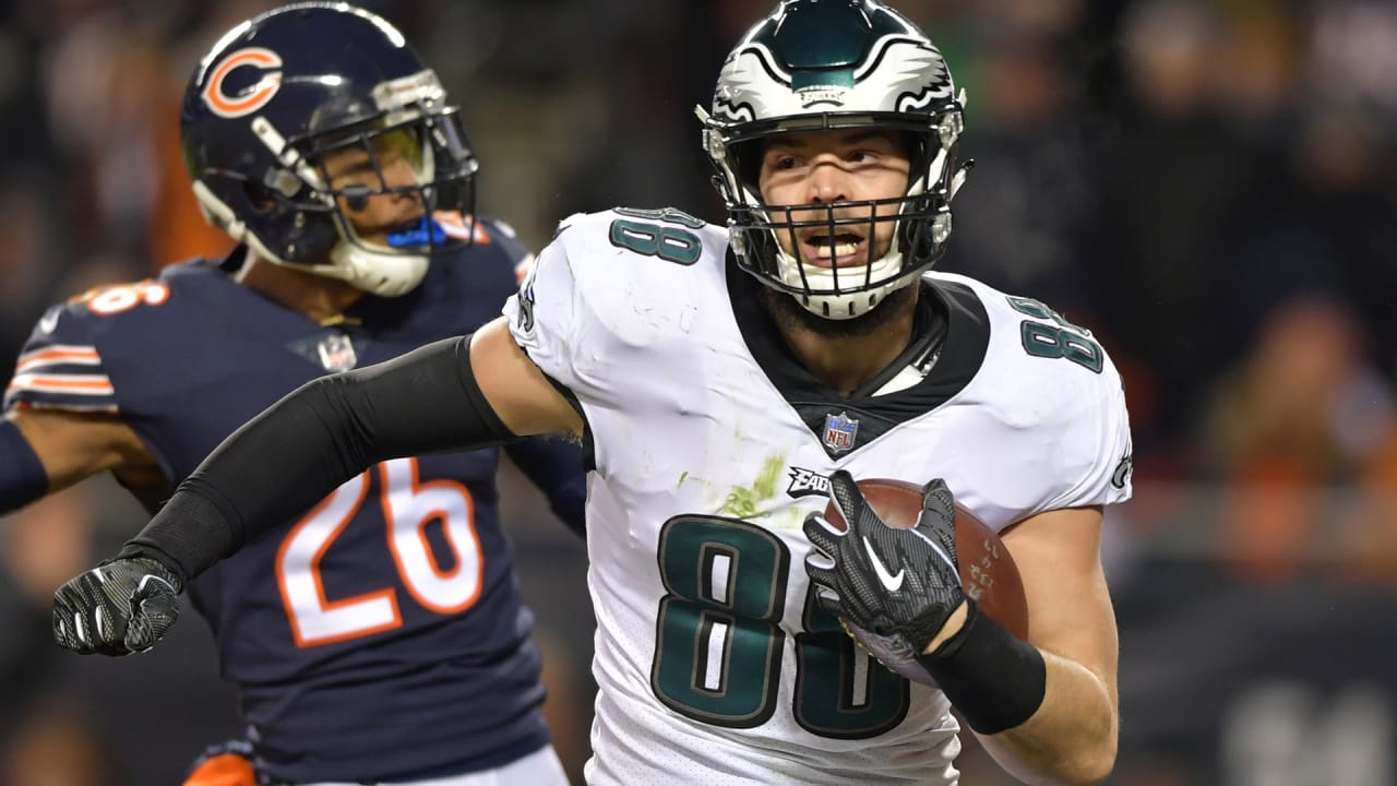 Zach Ertz is the Eagles' best offensive weapon, so why isn't he getting the  ball more? Ertz, Doug Pederson try to explain 