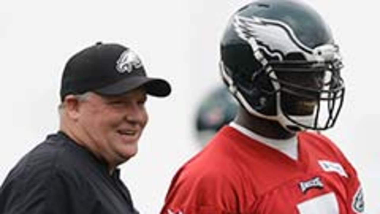 Michael Vick named Philadelphia Eagles' starting quarterback over Nick  Foles - Sports Illustrated