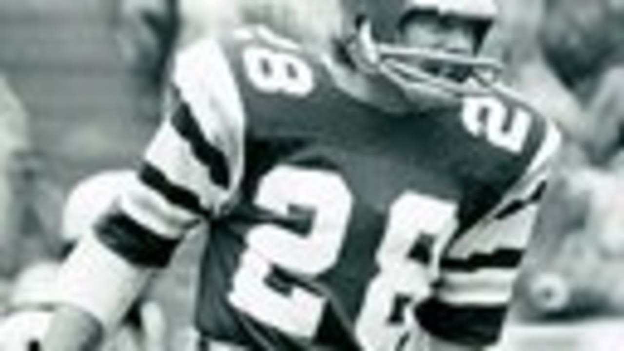 Eagles' Football (1966-75): Bill Bradley - S