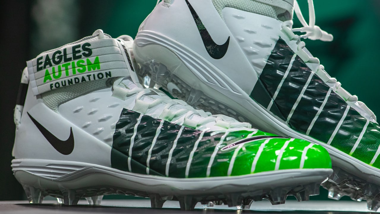 What Pros Wear: Zach Wilson's Nike Vapor Edge 360 Elite Cleats