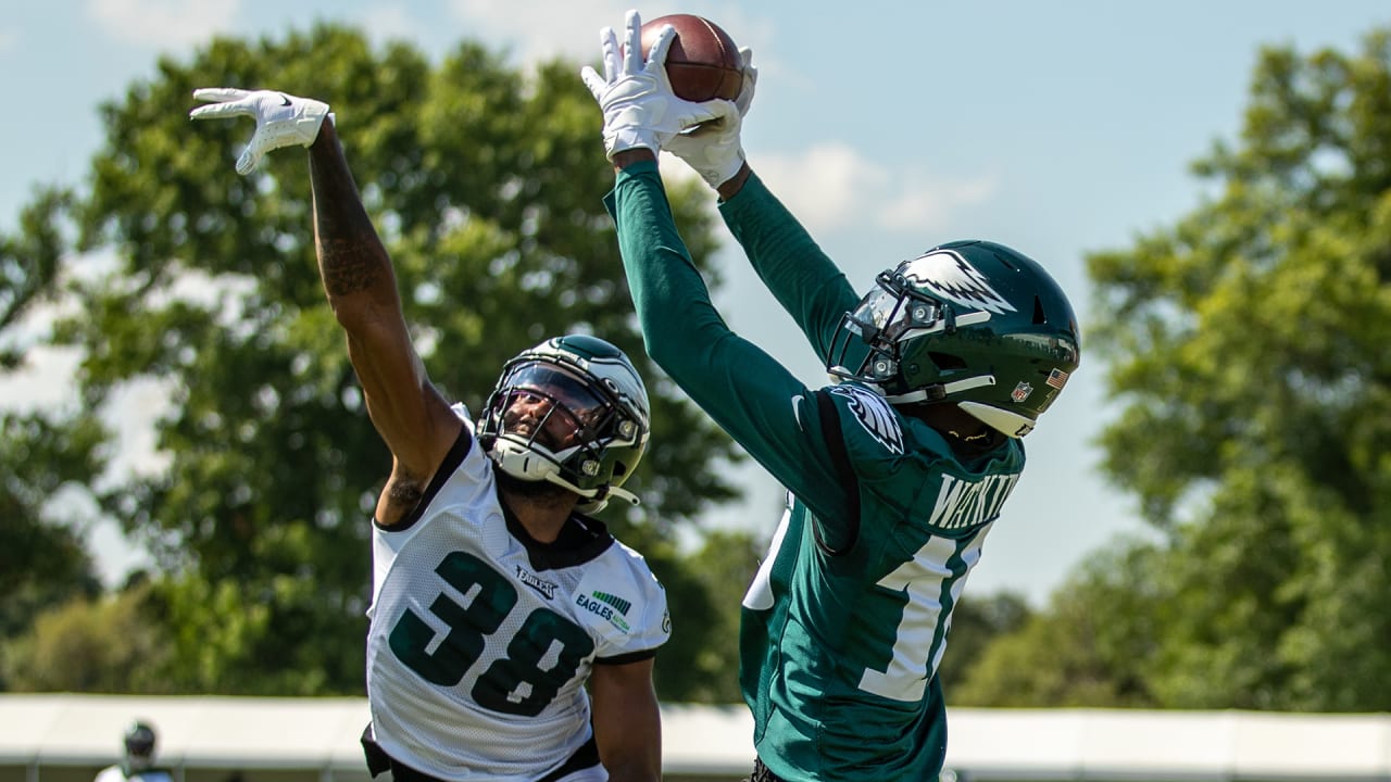 Eagles rookie K'Von Wallace says he takes coronavirus seriously